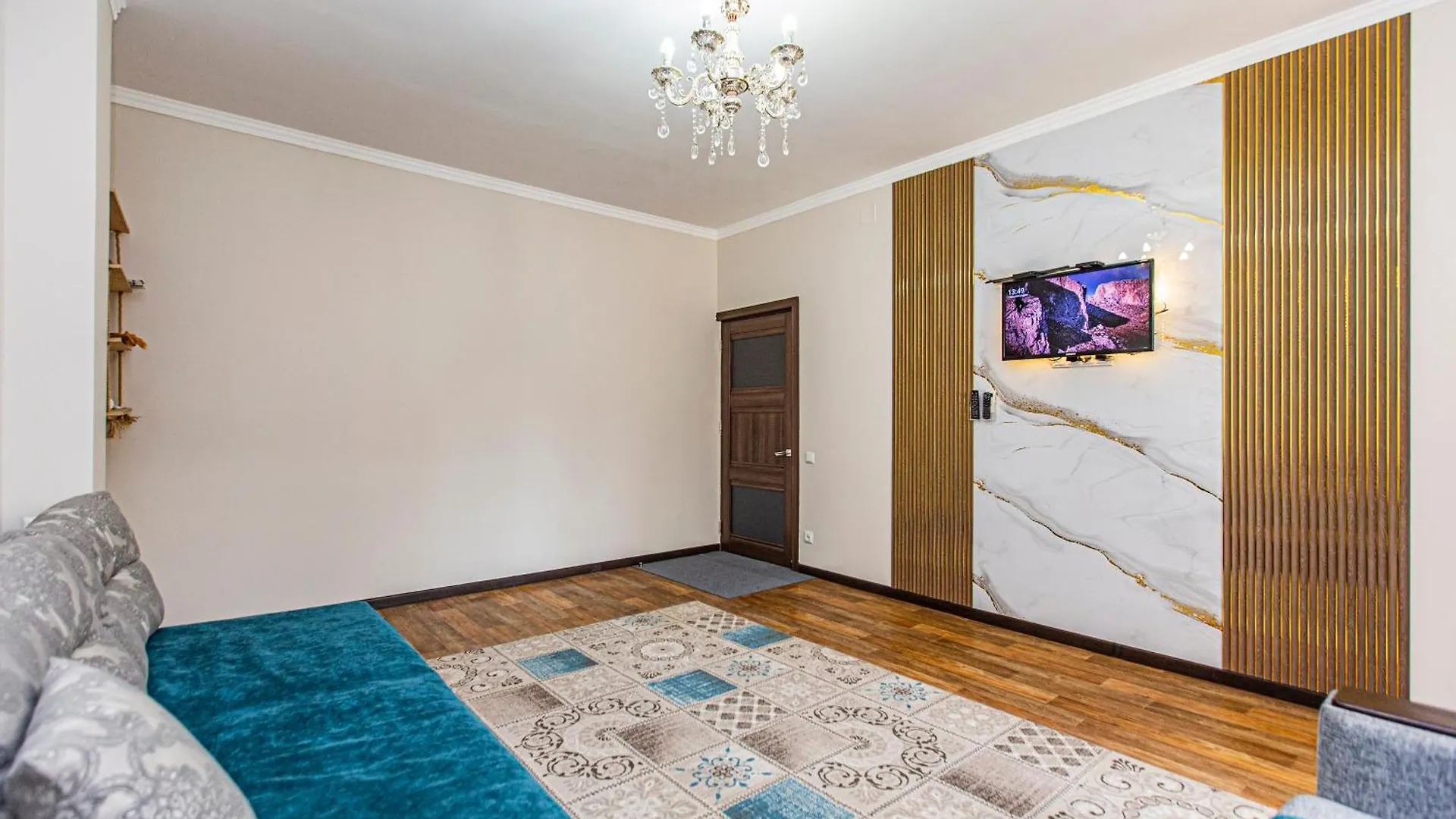 Two-Bedroom Urban Oasis - Cozy & Relaxing Atmosphere Almaty