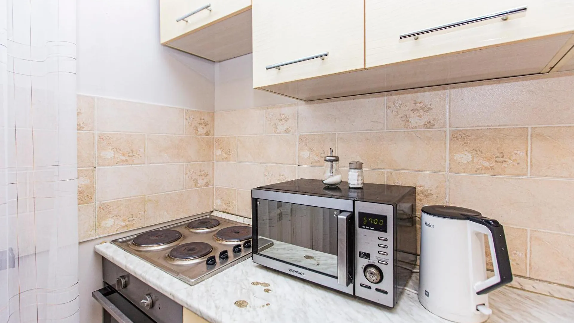 Apartment Two-Bedroom Urban Oasis - Cozy & Relaxing Atmosphere Almaty Kazakhstan